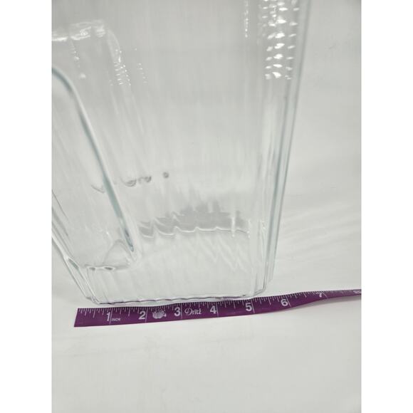 Vintage ARC France Ribbed Glass Pitcher W/ White Lid 2 Qt Retro Refrigerator Jug - Picture 10 of 11